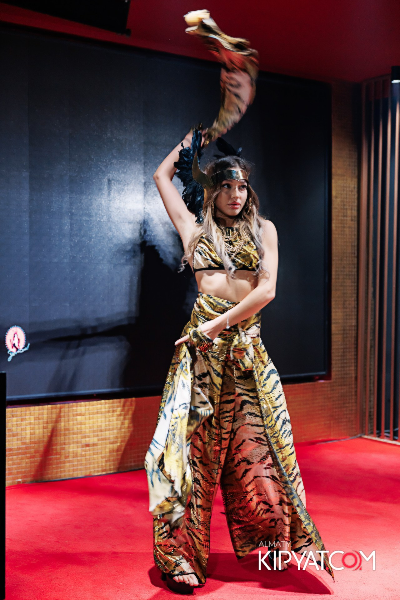 ЗАЯ НА БИС!. КИПЯТКОМ АЛМАТЫ!