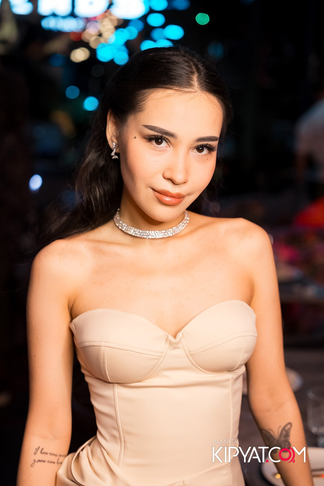 FRIENDS BAR & TERRACE. КИПЯТКОМ АЛМАТЫ!