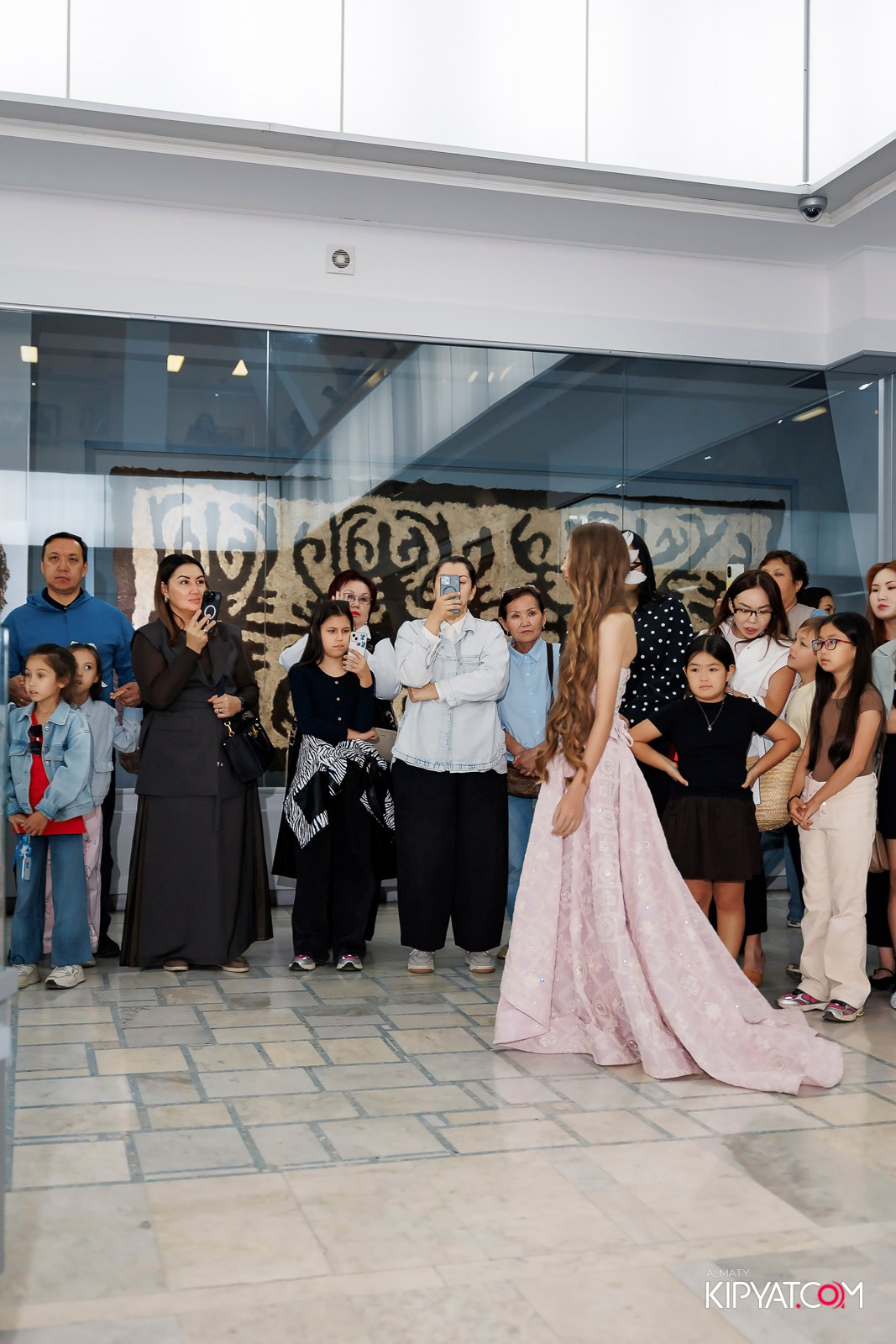 JUNIOR MODELS SHOW. ПЕРФОМАНС НОЧЬ В МУЗЕЕ. КИПЯТКОМ АЛМАТЫ! Фотосъемка мероприятий в Алматы
