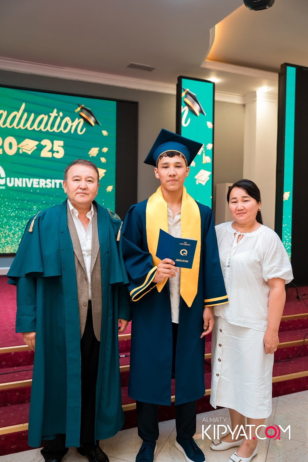 GRADUATION 2025 Q UNIVERSITY. КИПЯТКОМ АЛМАТЫ!