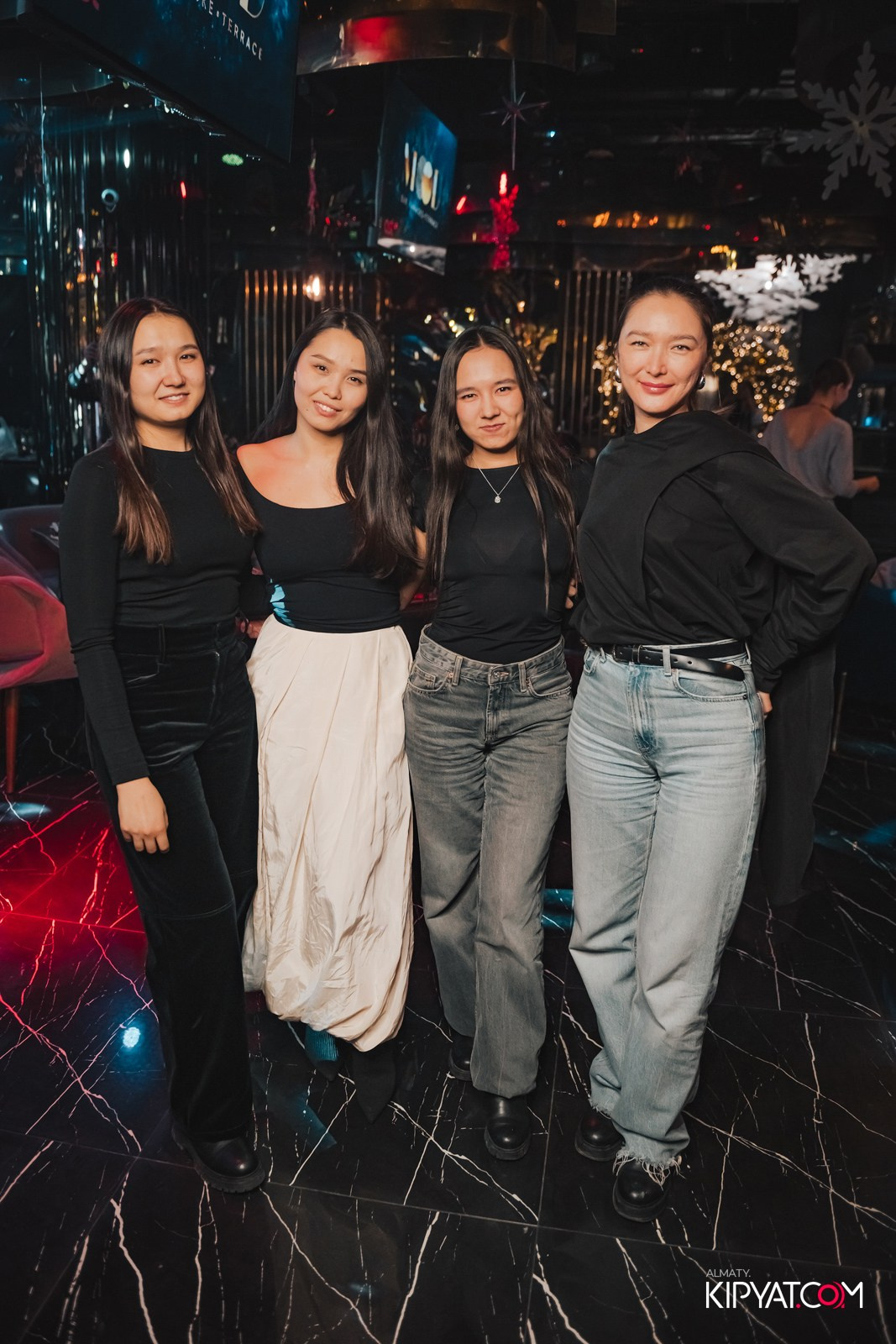 MOOD KARAOKE & TERRACE. КИПЯТКОМ АЛМАТЫ!