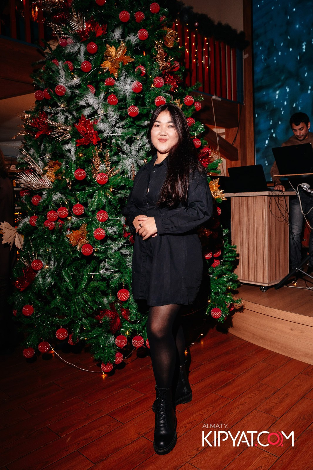 ГРУЗИНСКИЙ ДВОР НА КАБАНБАЙ БАТЫРА. КИПЯТКОМ АЛМАТЫ!