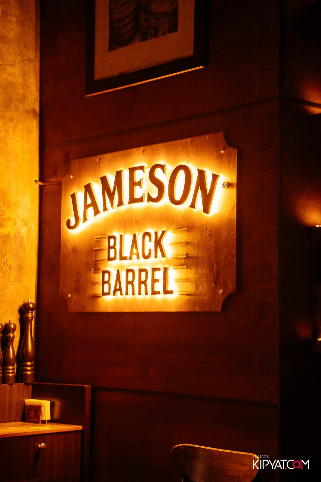 РЕСТО-БАР СКАНДАЛИСТЪ. КИПЯТКОМ АЛМАТЫ! Фотосъемка мероприятий в Алматы