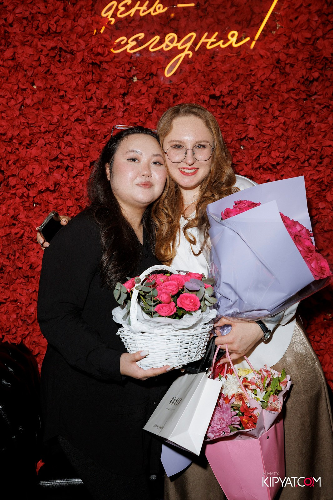 ДОРОГАЯ. Я НЕ ПИЛ. КИПЯТКОМ АЛМАТЫ! Фотосъемка мероприятий в Алматы