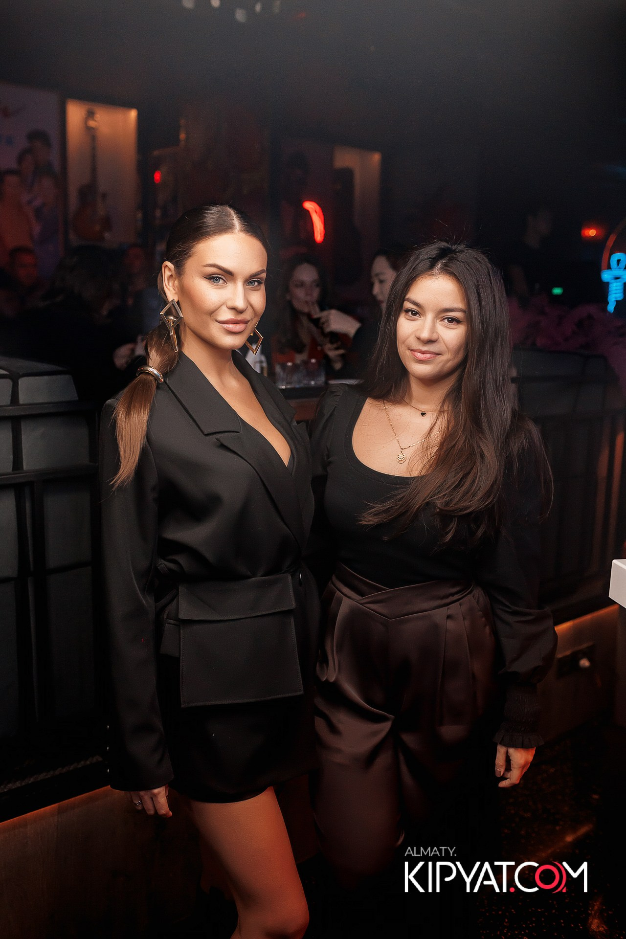 SANTA BARBARA — ВЫСТУПЛЕНИЕ ГРУППЫ REFLEX. КИПЯТКОМ АЛМАТЫ!