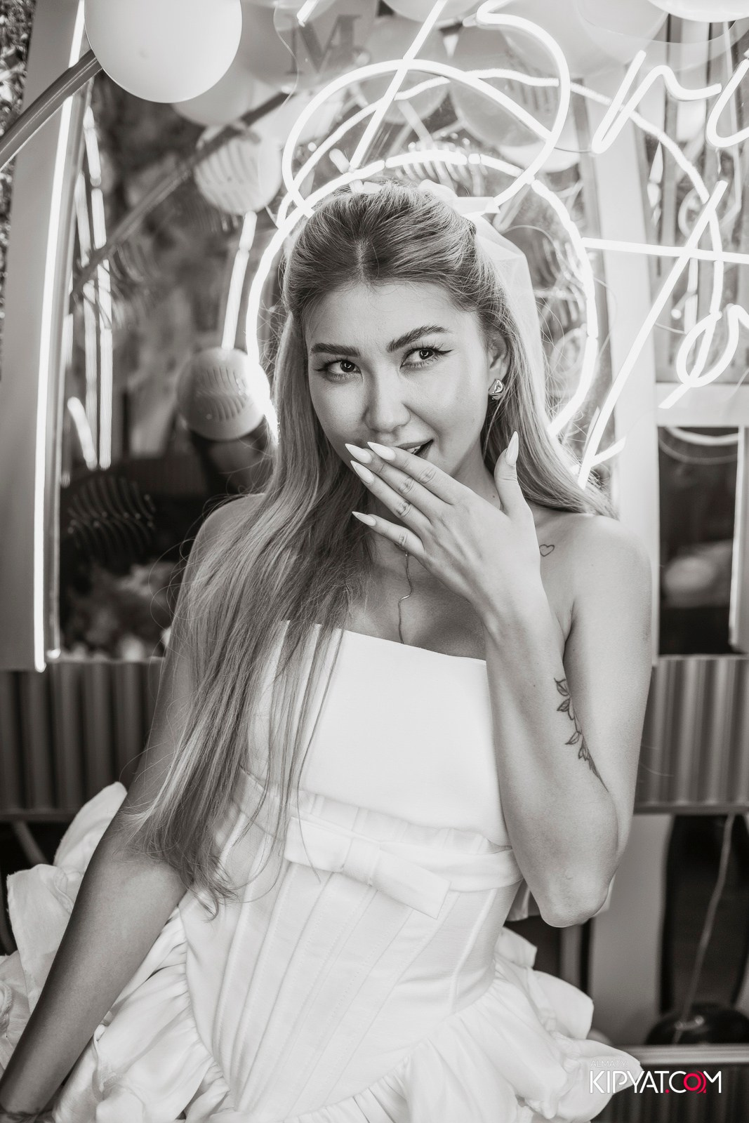 MOOD KARAOKE & TERRACE. КИПЯТКОМ АЛМАТЫ!