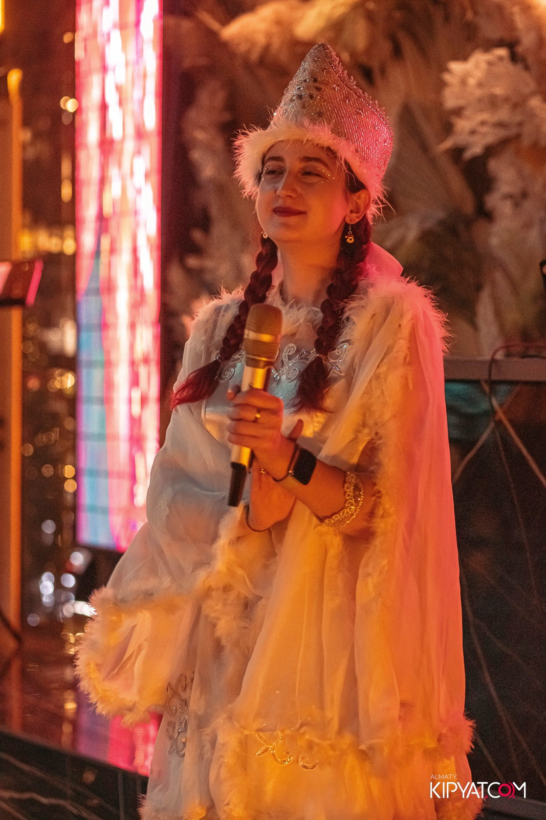 БАР ПАНАЕХАЛИ НА ДОСТЫК. КИПЯТКОМ АЛМАТЫ! Фотосъемка мероприятий в Алматы