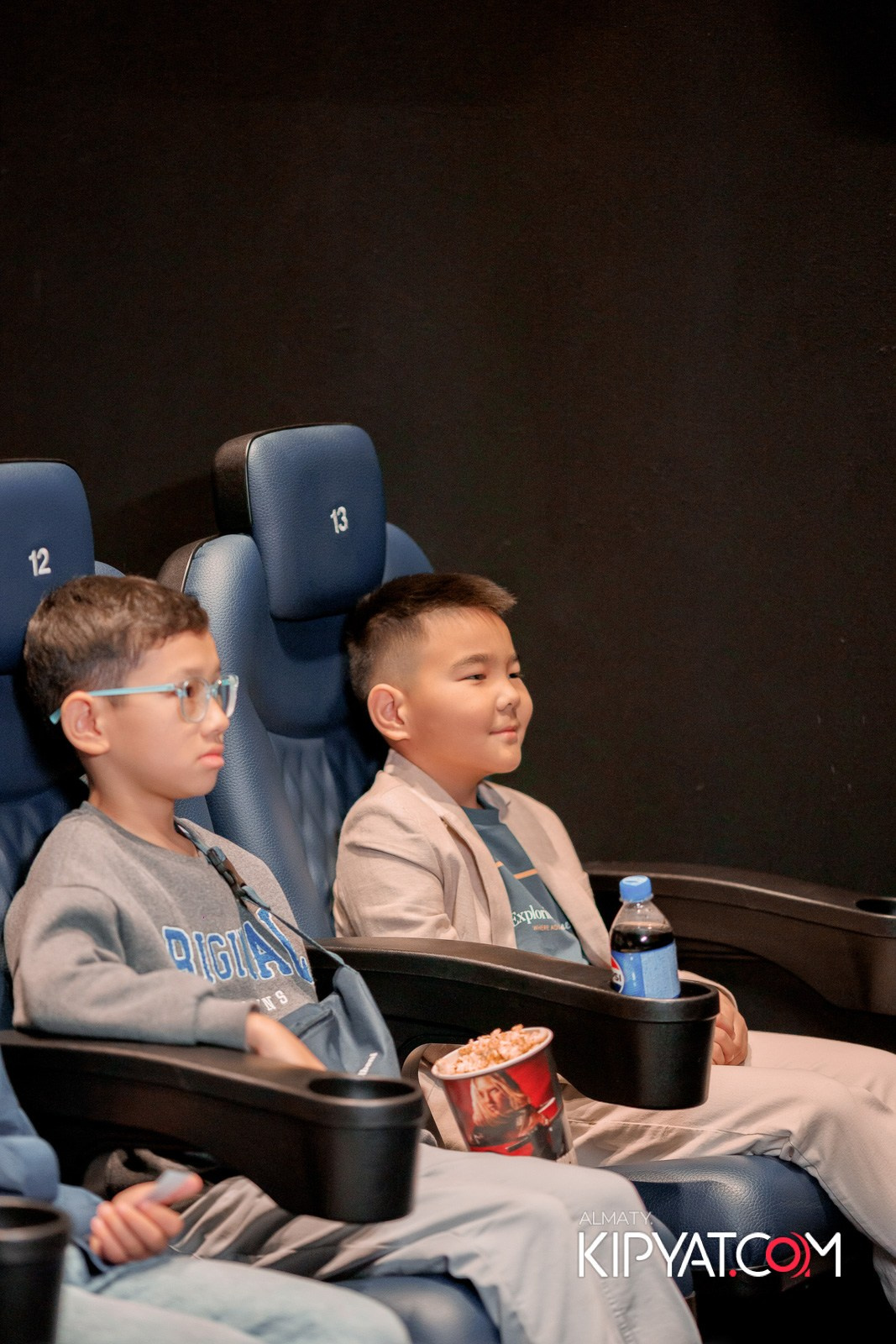 ПРЕЗЕНТАЦИЯ 9 ГРУППЫ КИНОПРОЕКТА «STARBALALAR». КИПЯТКОМ АЛМАТЫ!