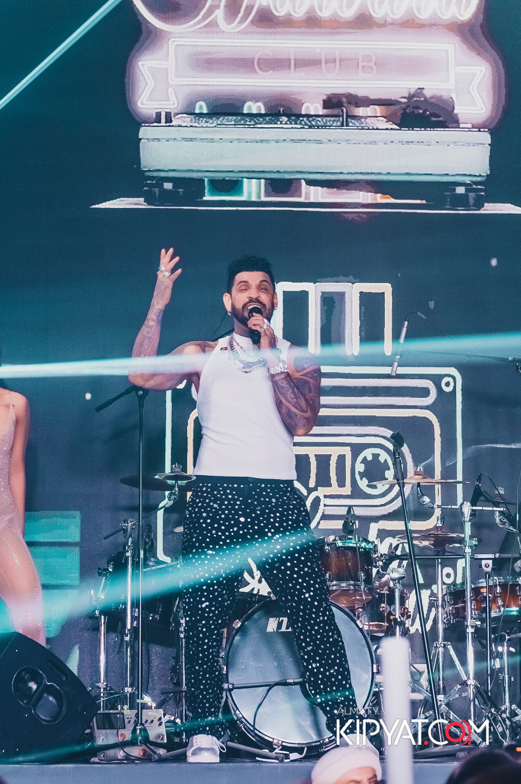 SANTA BARBARA — SPECIAL QUEST МИТЯ ФОМИН. КИПЯТКОМ АЛМАТЫ!