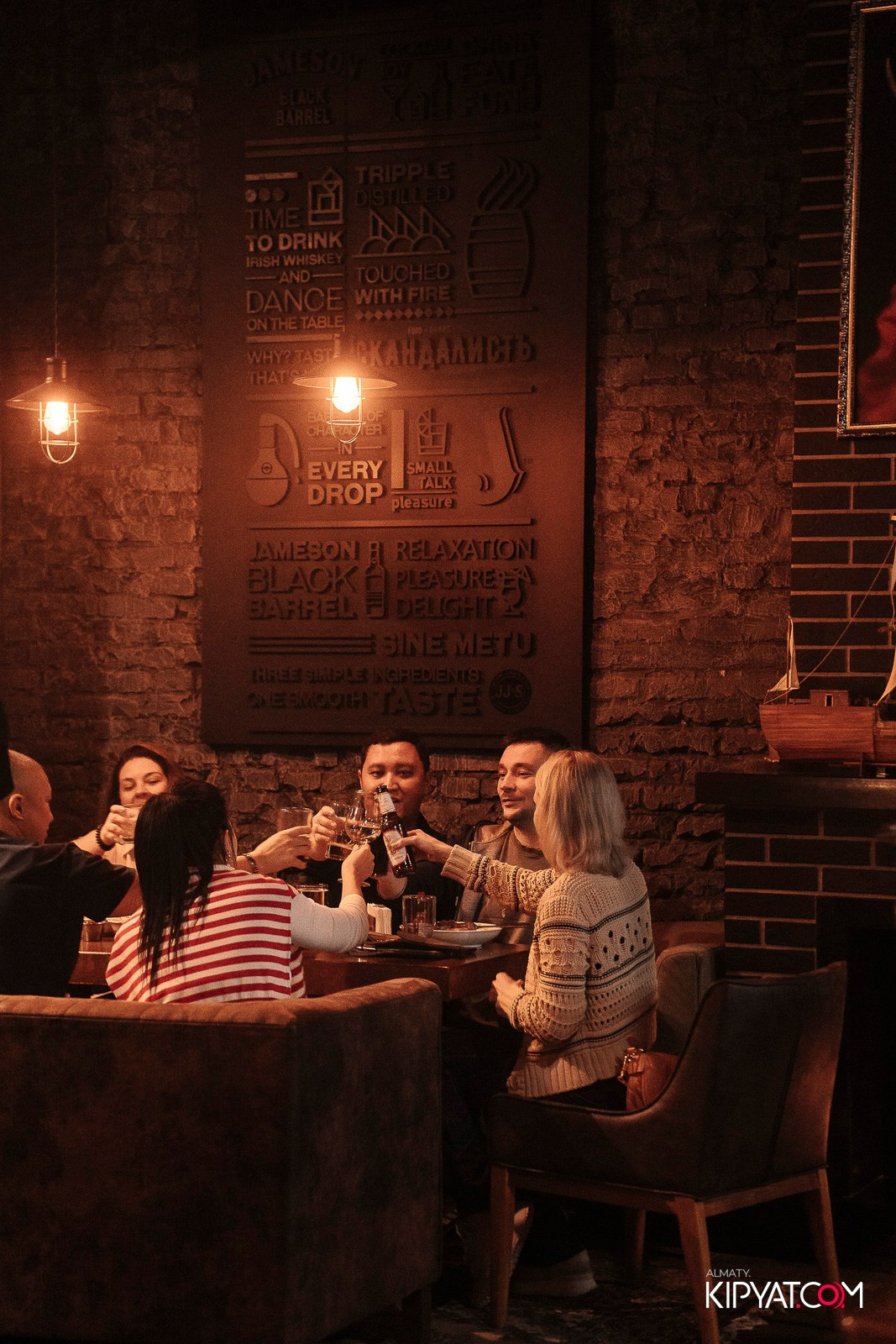 РЕСТО-БАР СКАНДАЛИСТЪ. КИПЯТКОМ АЛМАТЫ! Фотосъемка мероприятий в Алматы