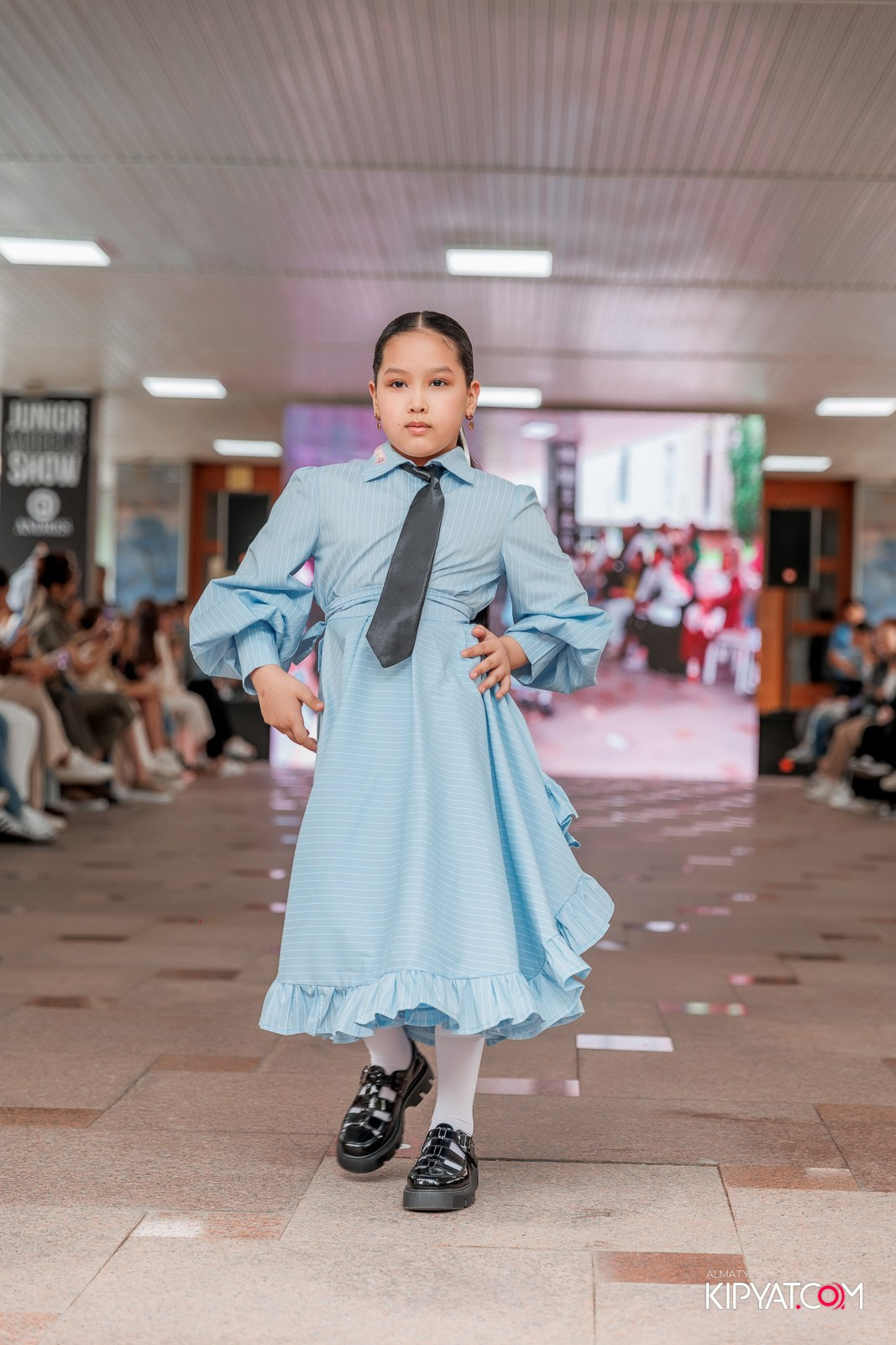 JUNIOR FASHION SHOW. КИПЯТКОМ АЛМАТЫ!