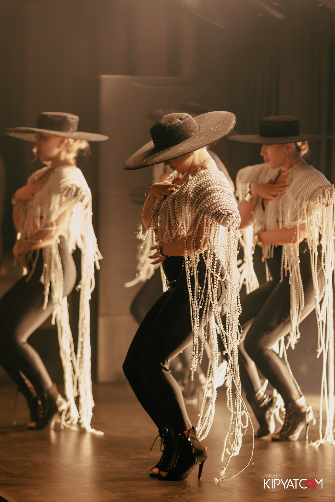 PATRIKI RESTAURANT. КИПЯТКОМ АЛМАТЫ!