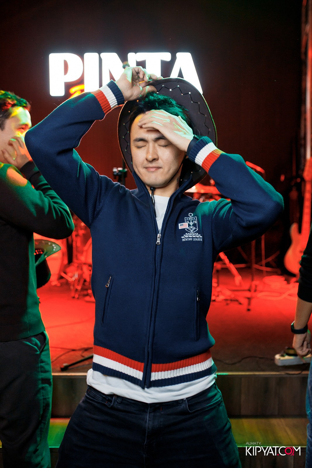 ПИНТА НА ДОСТЫК. КИПЯТКОМ АЛМАТЫ!