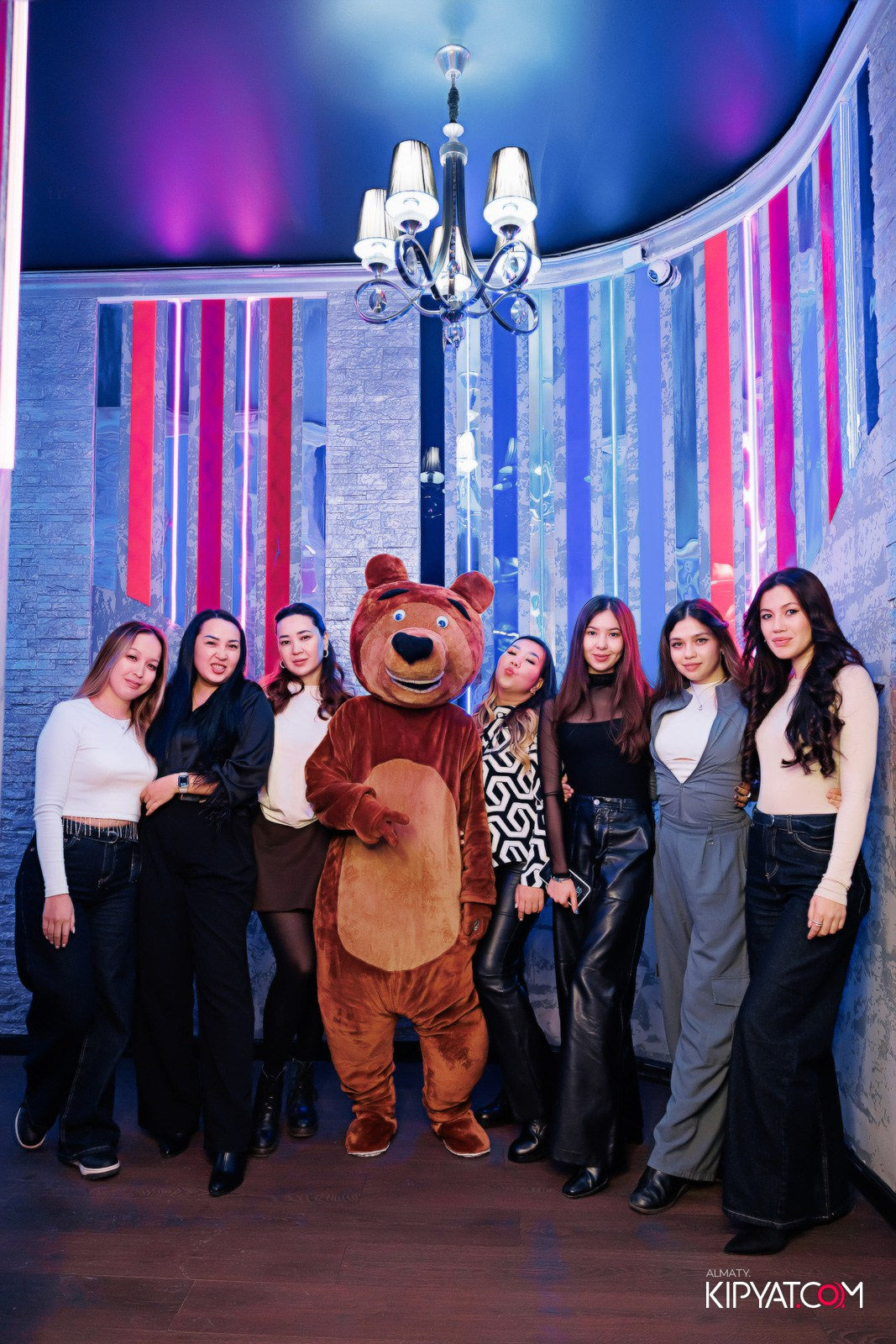 УХО И МЕДВЕДЬ НА ГАГАРИНА. КИПЯТКОМ АЛМАТЫ!