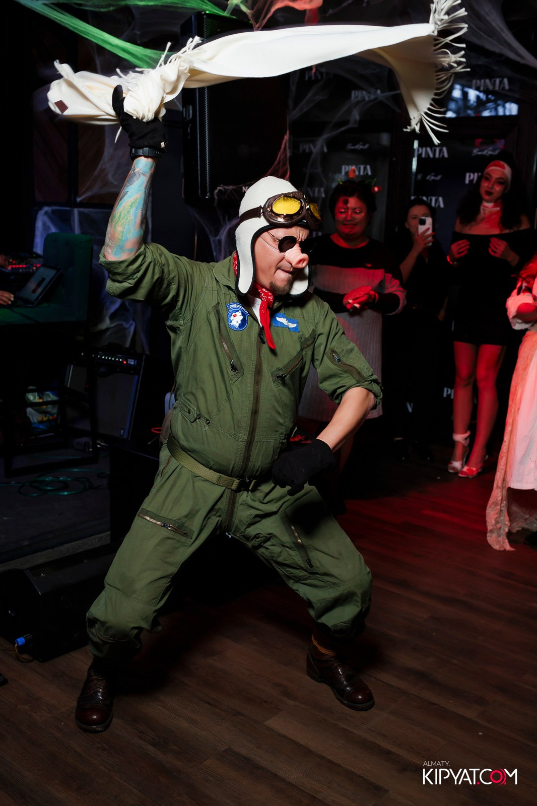 HALLOWEEN ПИНТА НА АЛТЫНСАРИНА. КИПЯТКОМ АЛМАТЫ!