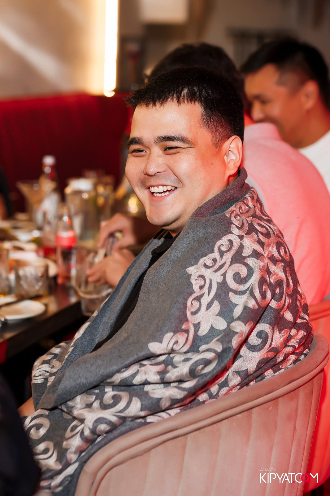 MILDOM KARAOKE. КИПЯТКОМ АЛМАТЫ!