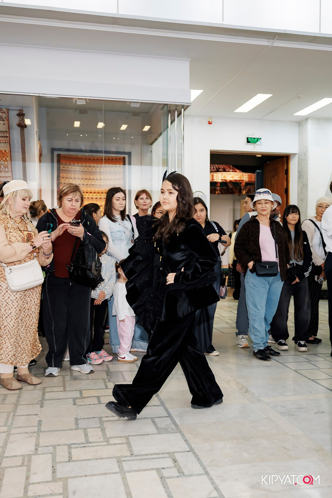 JUNIOR MODELS SHOW. ПЕРФОМАНС НОЧЬ В МУЗЕЕ. КИПЯТКОМ АЛМАТЫ! Фотосъемка мероприятий в Алматы