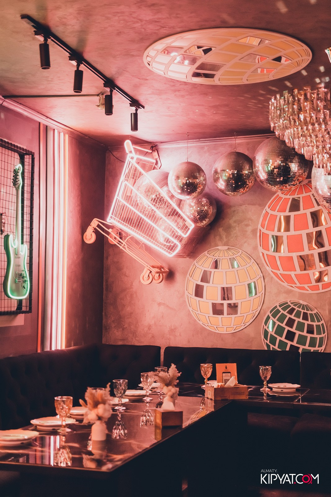 УХО И МЕДВЕДЬ НА САИНА. КИПЯТКОМ АЛМАТЫ!