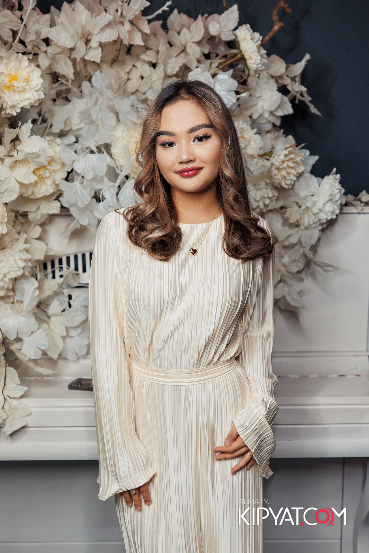 FRIENDS BAR & TERRACE. КИПЯТКОМ АЛМАТЫ!