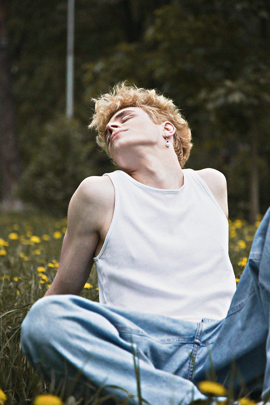 Мужская фотосессия на улице. Профессиональный фотограф в Москве