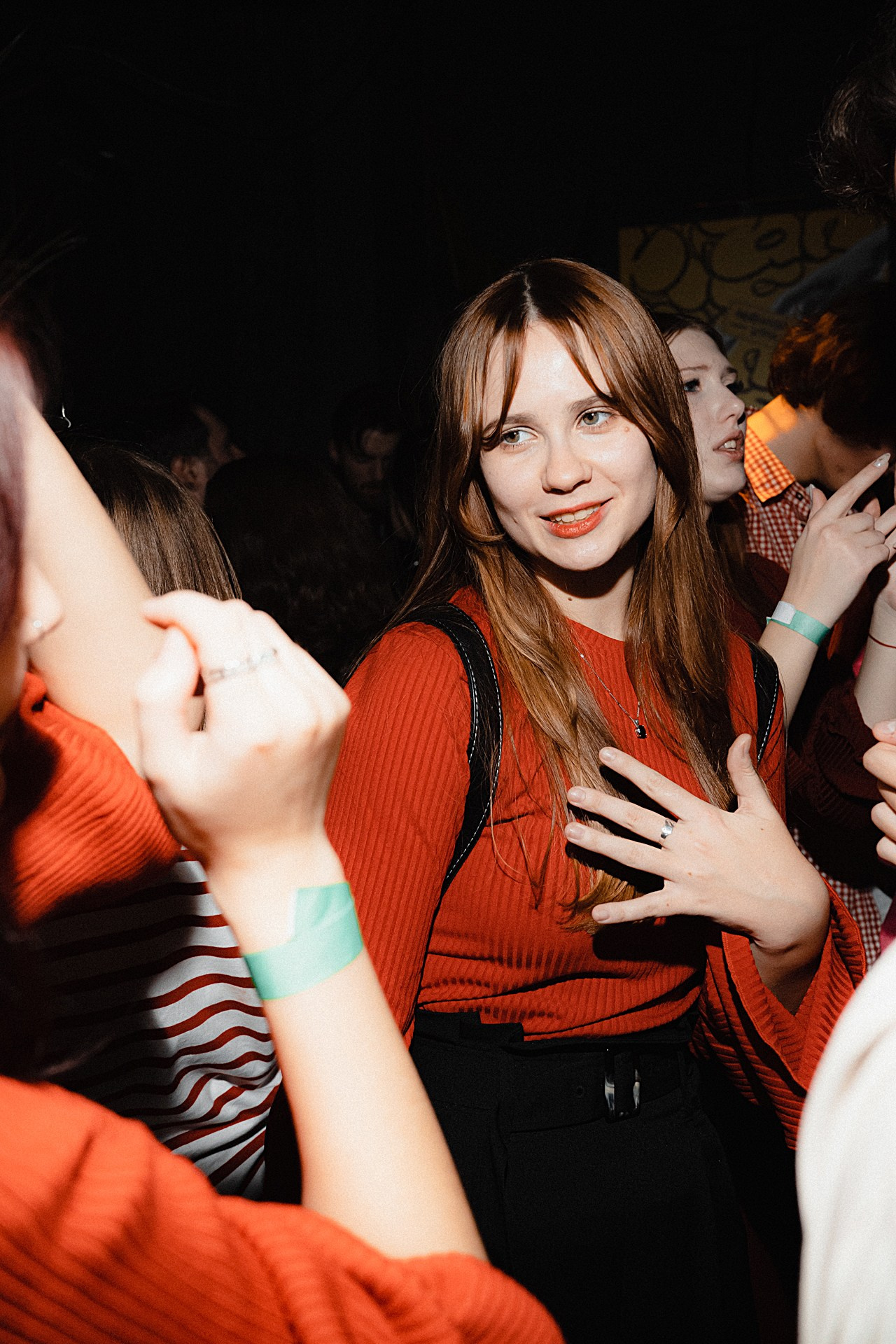 ЦЕНЗУРА БАР. Анастасия Попова — свадебный и репортажный фотограф | Воронеж, Павловск