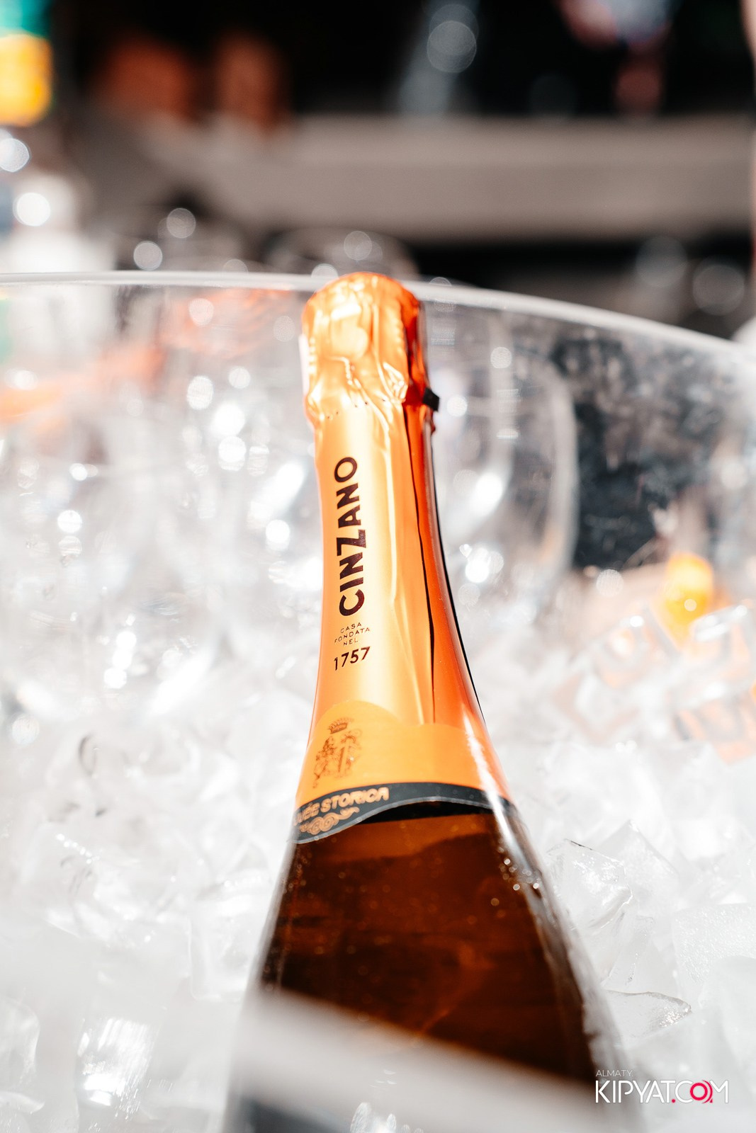 ОФИЦИАЛЬНОЕ ОТКРЫТИЕ ЛЕТНЕЙ ТЕРРАСЫ «TO THE MOON LOUNGE & HOOKAH». КИПЯТКОМ АЛМАТЫ!