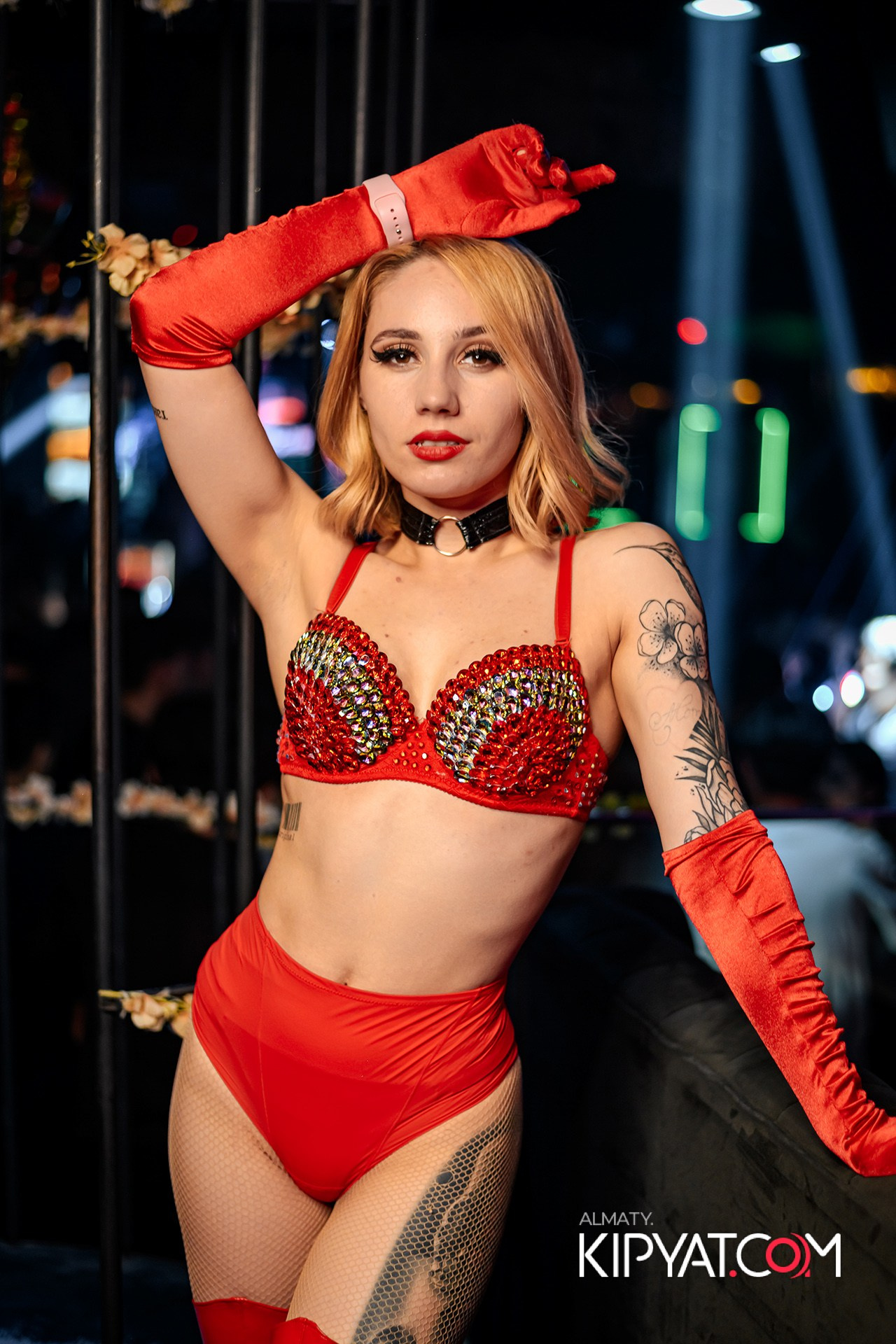 UYAT EMES BAR. КИПЯТКОМ АЛМАТЫ!