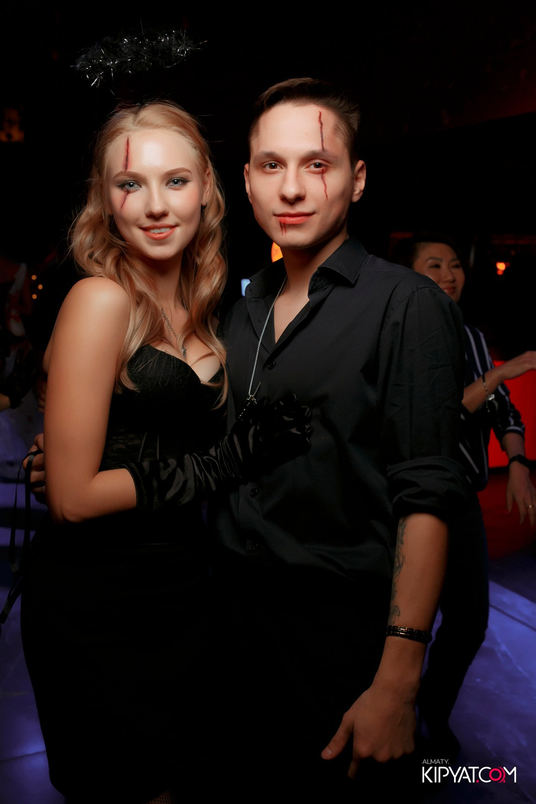 БАЛ НЕЧИСТИ В HIT RETRO. КИПЯТКОМ АЛМАТЫ!