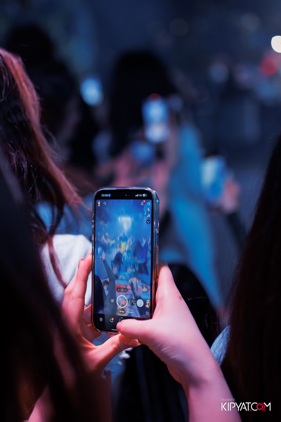 FRIENDS BAR & TERRACE. КИПЯТКОМ АЛМАТЫ!