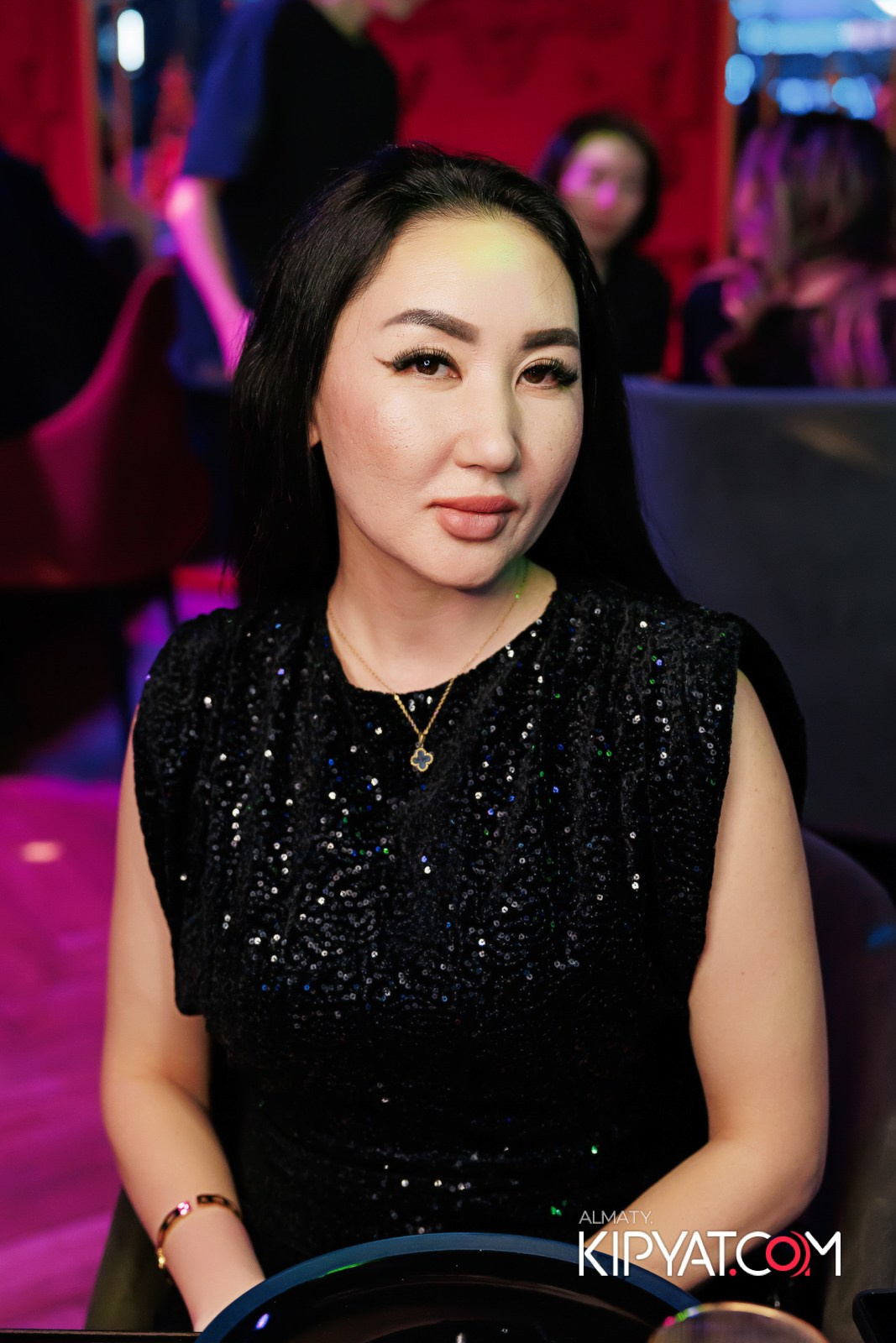 ЗАЯ, НА БИС. КИПЯТКОМ АЛМАТЫ!