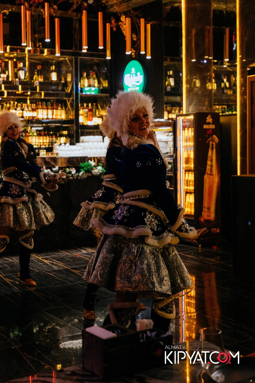 БАР ПАНАЕХАЛИ НА ДОСТЫК. КИПЯТКОМ АЛМАТЫ!