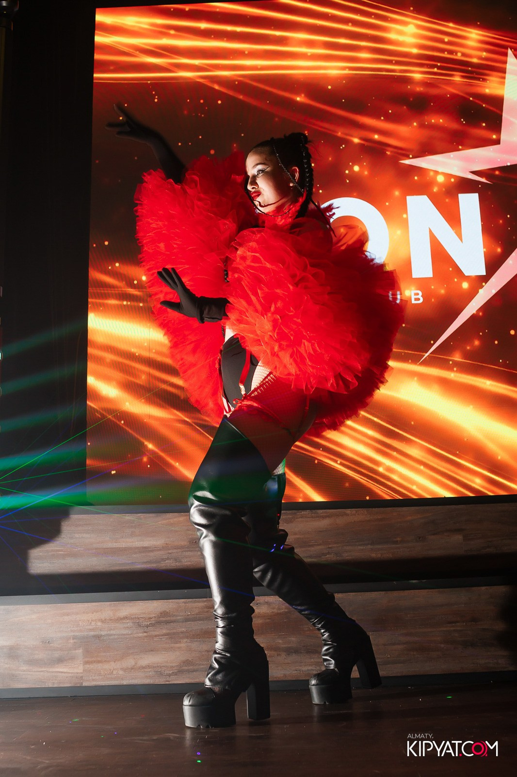 НОЧНОЙ КЛУБ ICON. КИПЯТКОМ АЛМАТЫ!