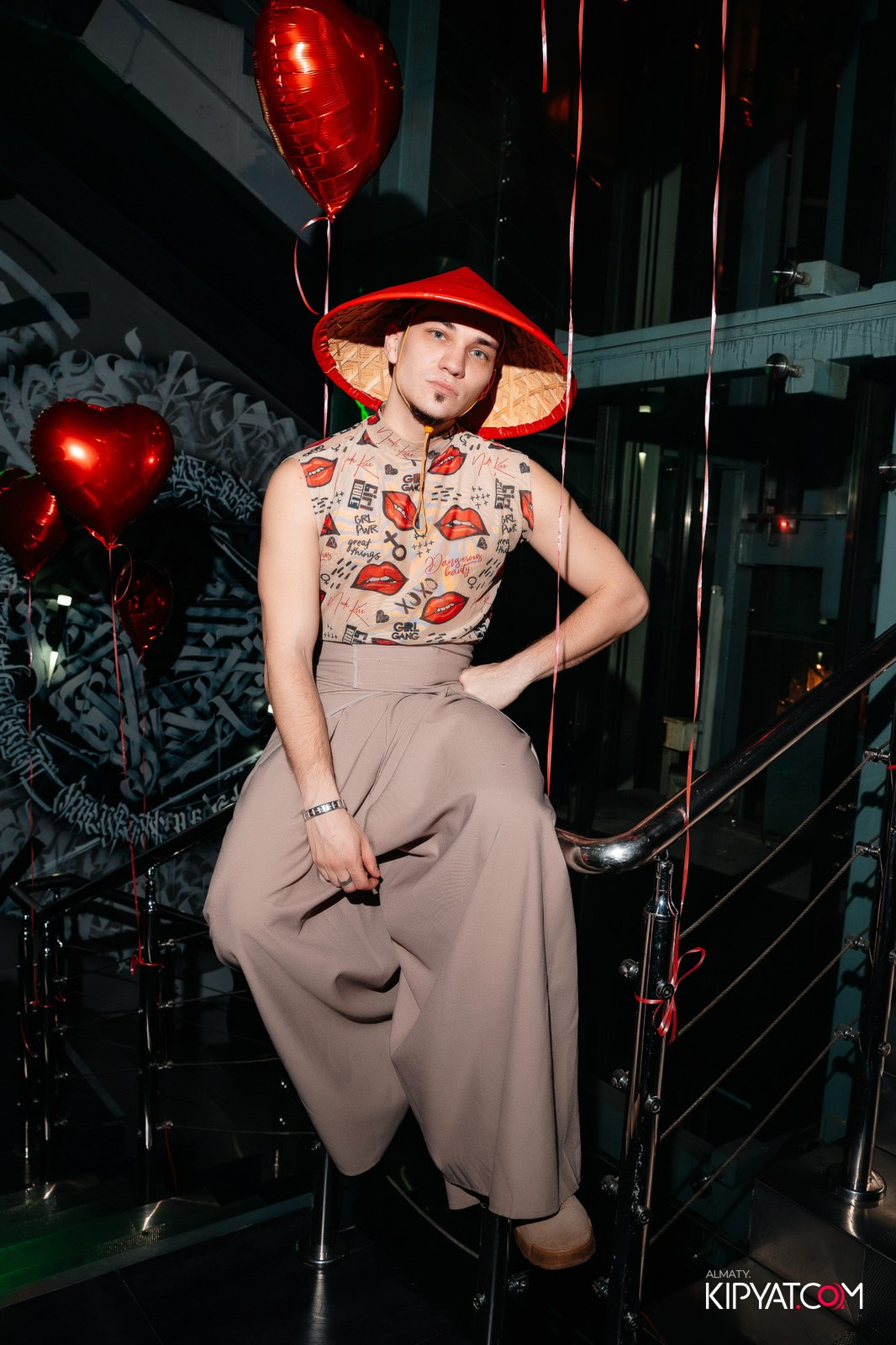 ДОРОГАЯ, Я НЕ ПИЛ. КИПЯТКОМ АЛМАТЫ!