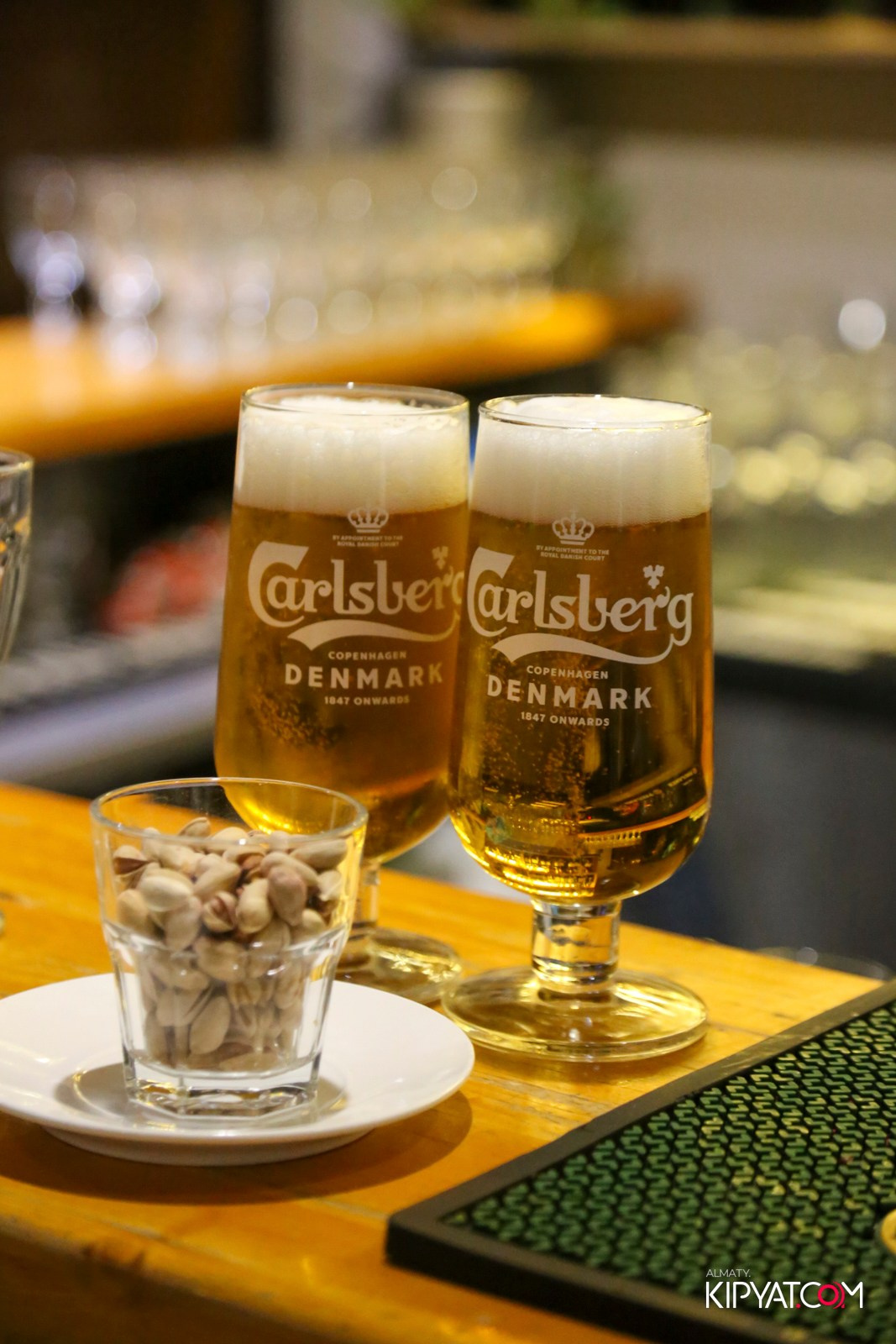 LIFE GRILL CAFE. КИПЯТКОМ АЛМАТЫ! Фотосъемка мероприятий в Алматы