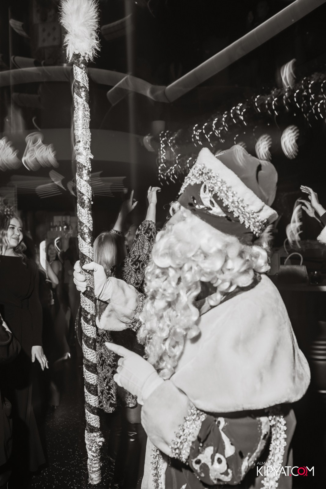 FITNESS ЁЛКА в ночном клубе SANTA BARBARA. КИПЯТКОМ АЛМАТЫ!