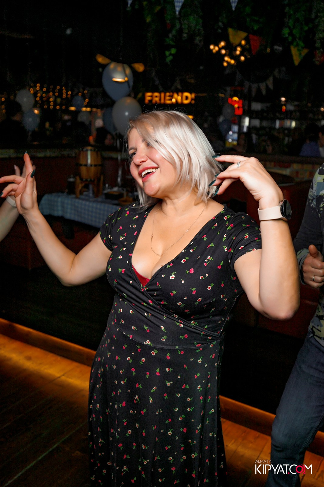 MUNCHEN PUB. КИПЯТКОМ АЛМАТЫ!