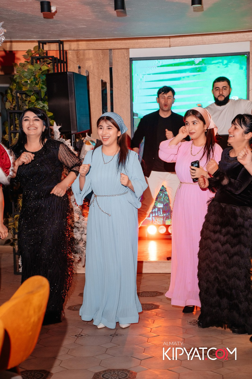 MODI RESTORANCHIK. КИПЯТКОМ АЛМАТЫ!