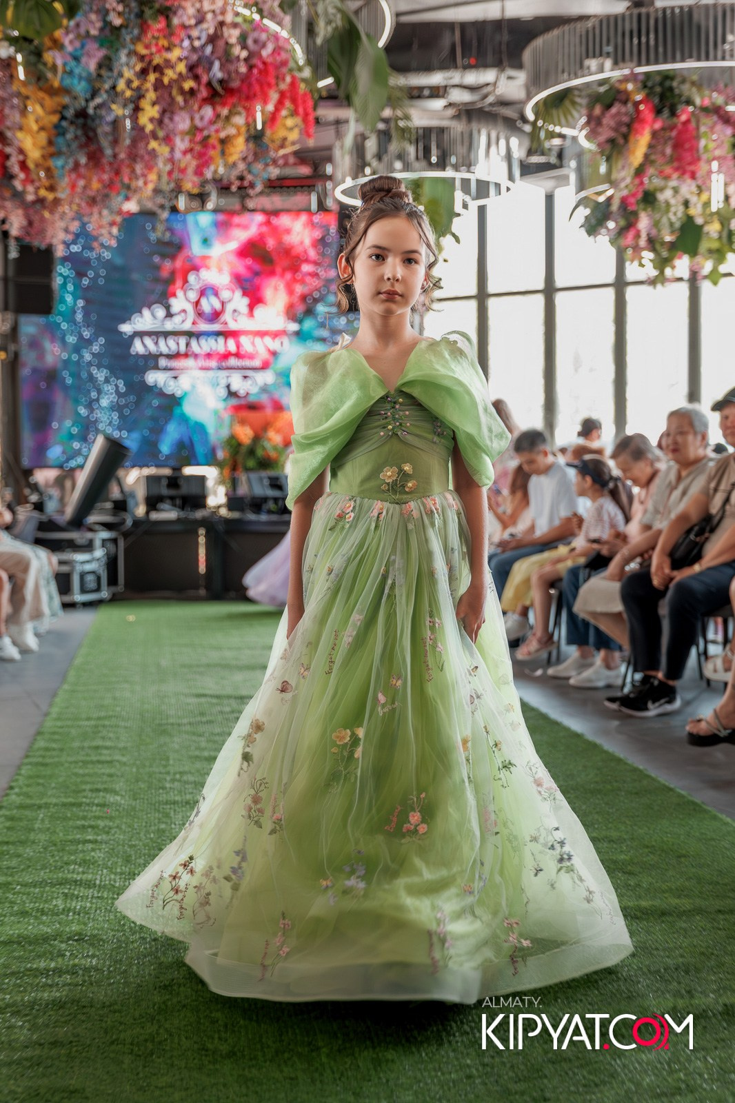 PROM KIDS FASHION SHOW. КИПЯТКОМ АЛМАТЫ!