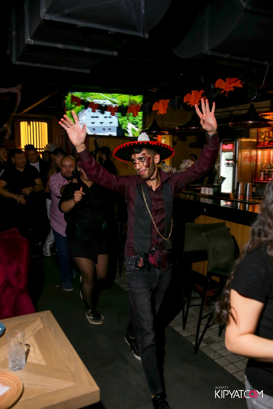 SPACE KARAOKE BAR. КИПЯТКОМ АЛМАТЫ!