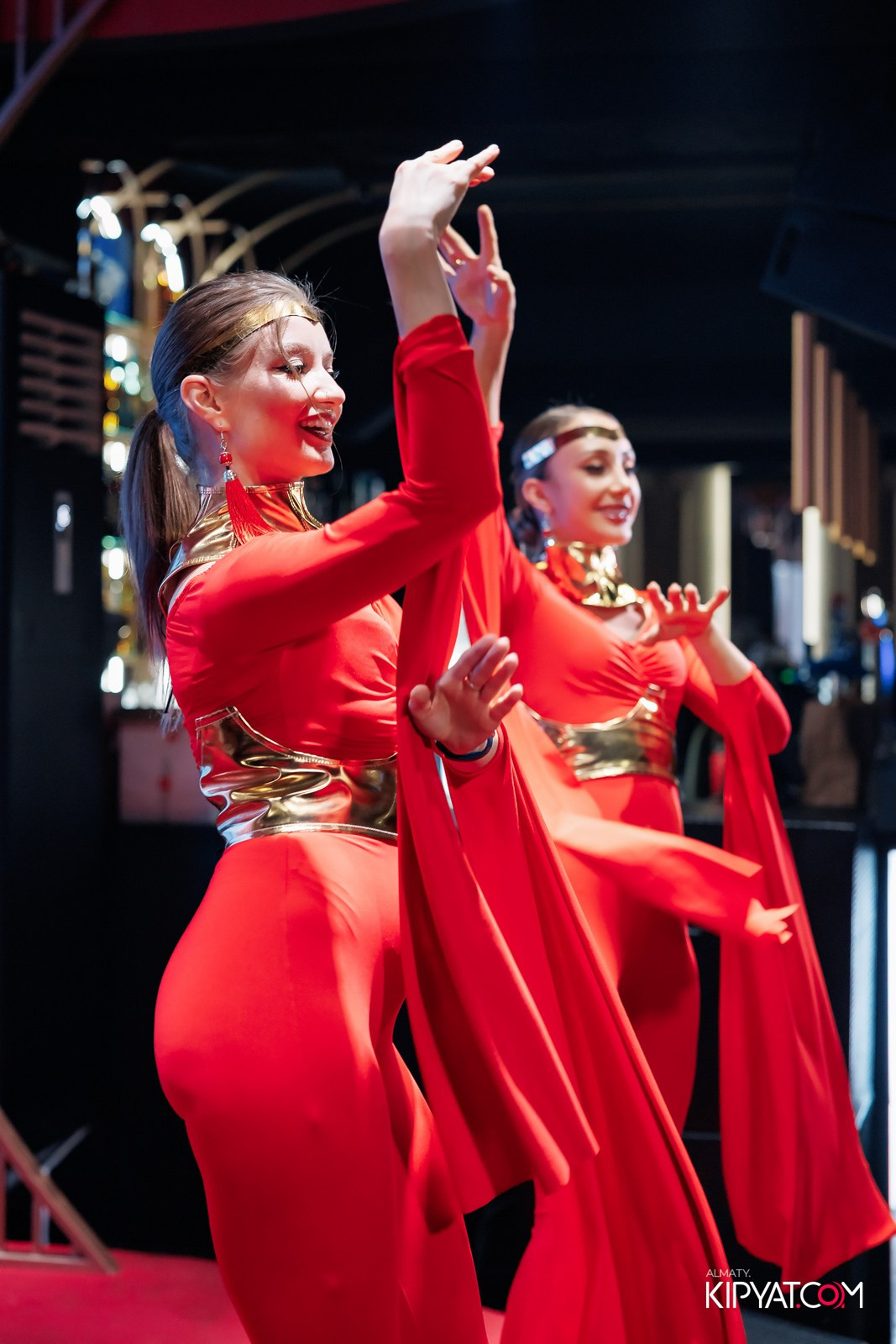 ЗАЯ, НА БИС. КИПЯТКОМ АЛМАТЫ!