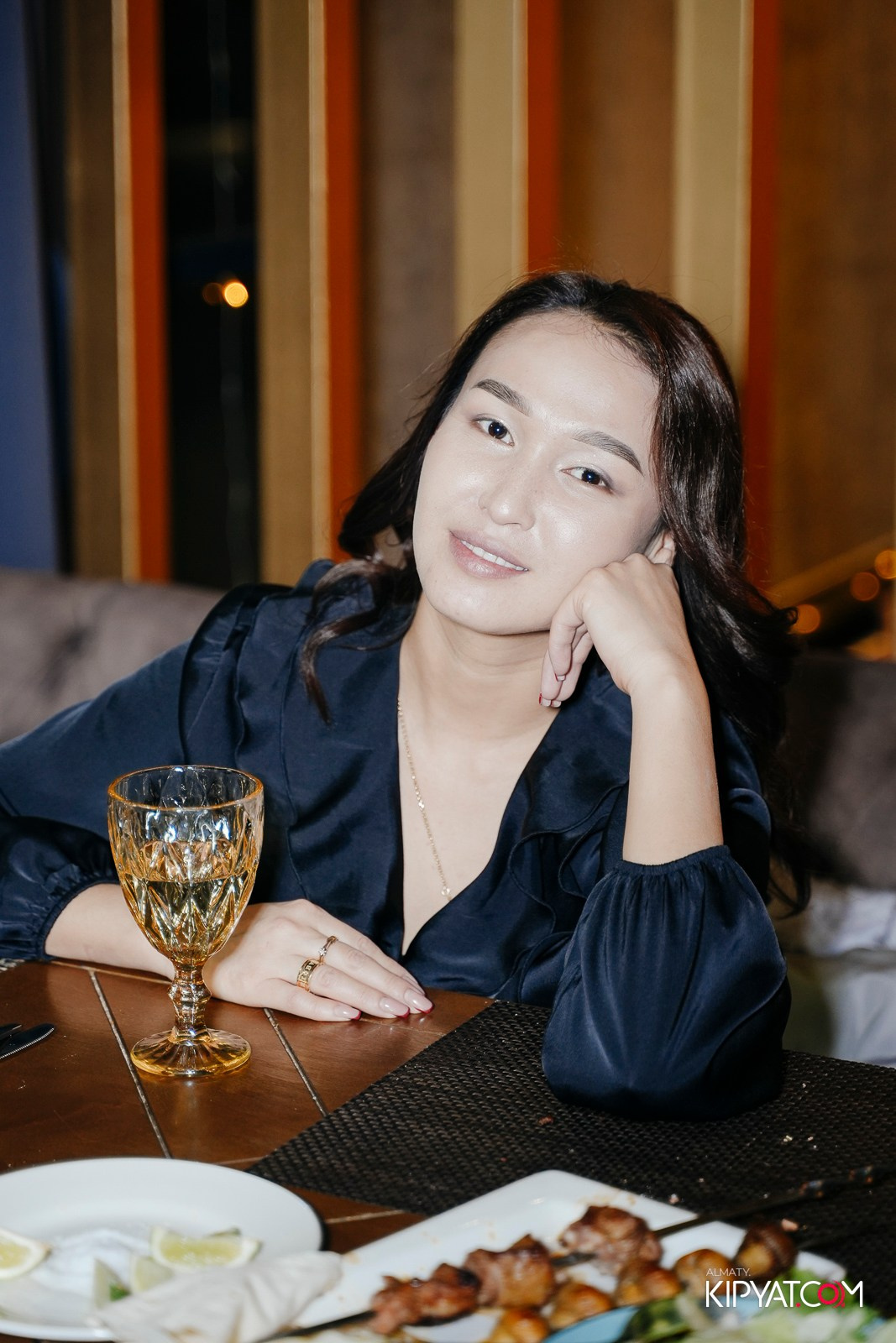 КАФЕ ЖАСМИН НА ЯССАУИ. КИПЯТКОМ АЛМАТЫ! Фотосъемка мероприятий в Алматы