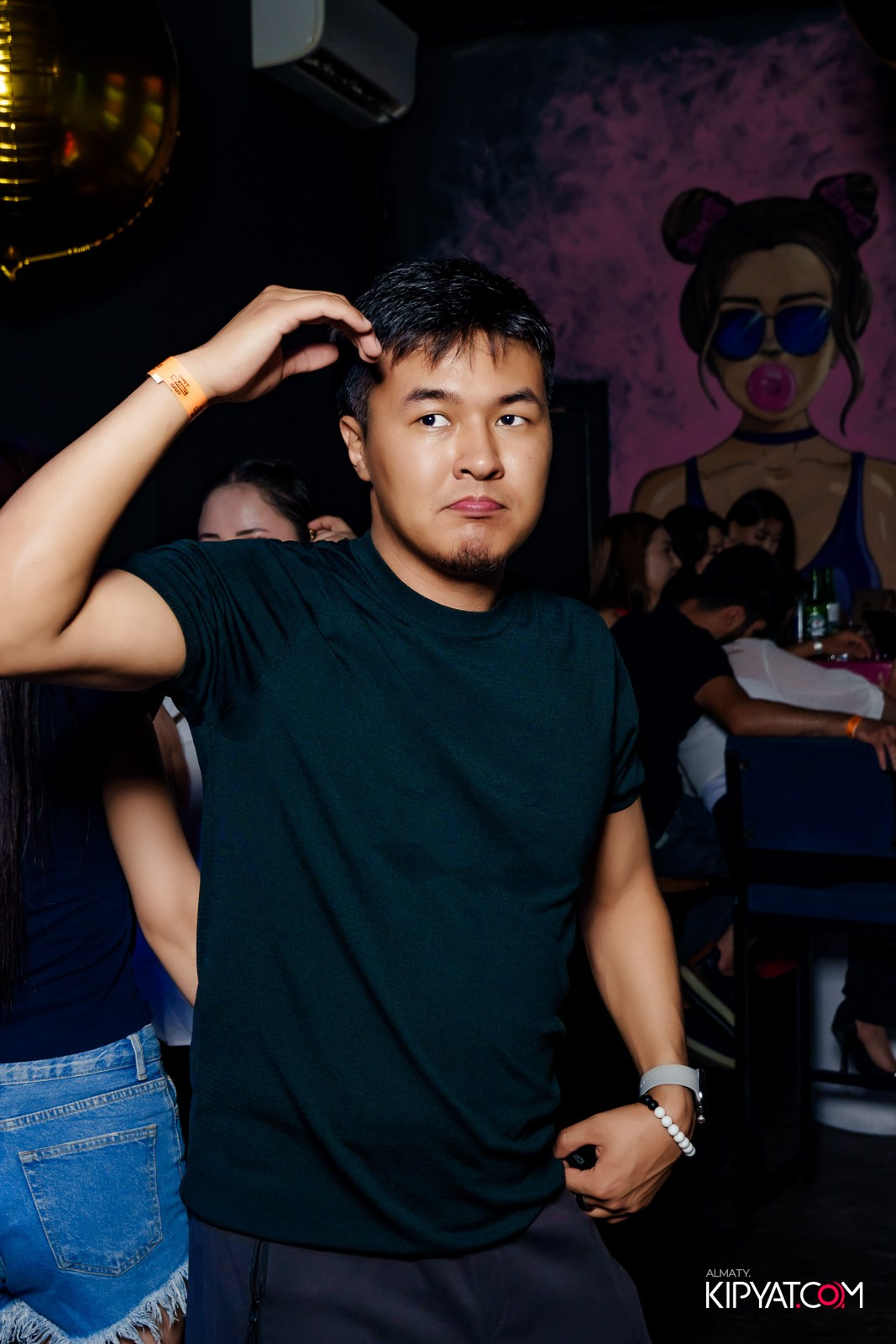 UYAT EMES BAR. КИПЯТКОМ АЛМАТЫ!