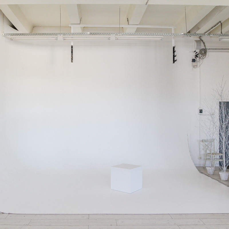 Студия Fotofabrika Оникс для предметной съемки Москва | Sale Easy