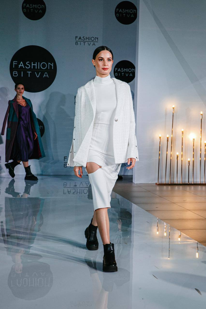 Модель для съемки на маркетплейсы Ильмира Казань| Sale Easy