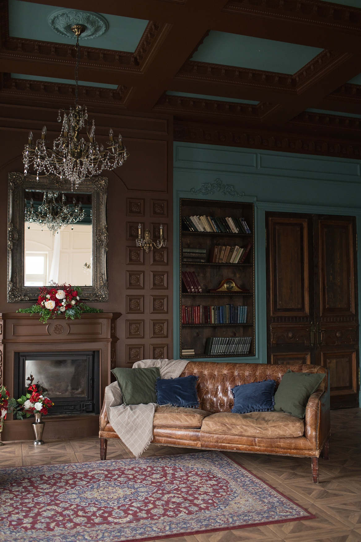 Зал БИБЛИОТЕКА 1.600р. Фотограф Герман Локоцкий, семейные фотосессии в Санкт-Петербурге