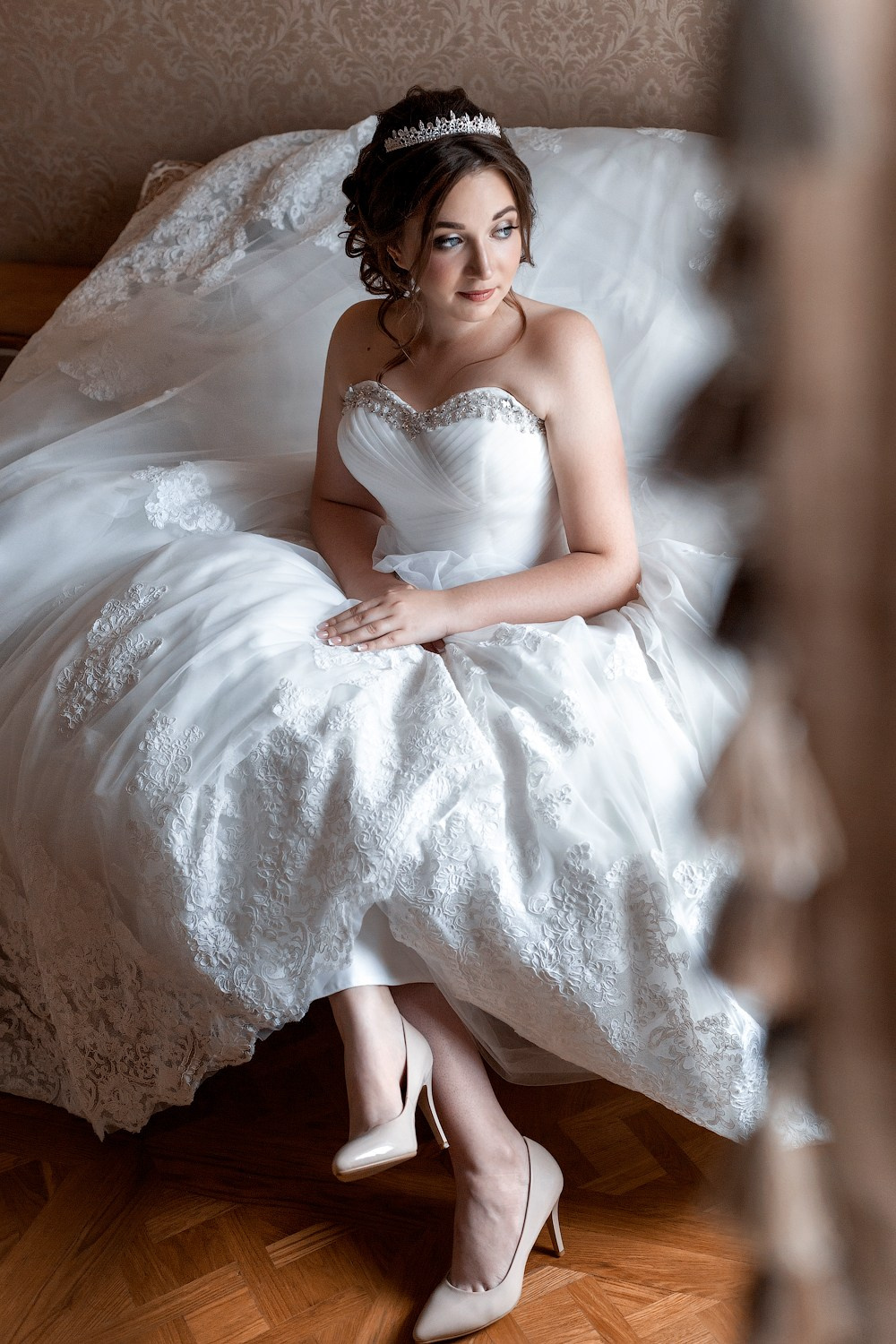 Портрет невесты в отеле - свадебный фотограф Янкаускене Наталья