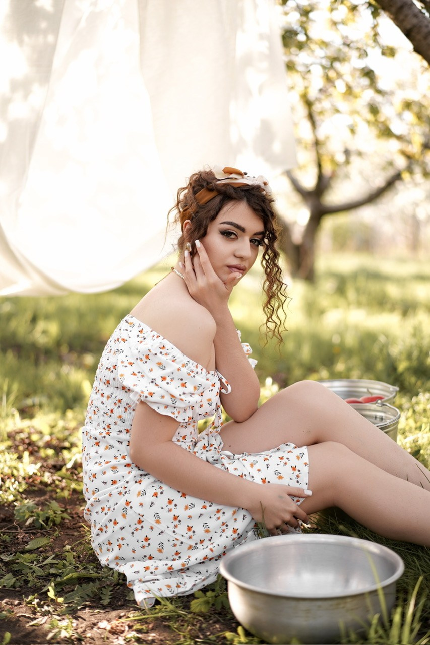 Девушка с лимонами. Свадебный фотограф в Ростове-на-Дону. Таинство Крещения и Венчания, семейные фотосессии. Алёна Чёботова