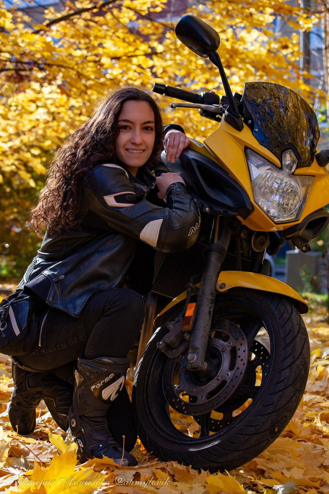 Алина Вартанова (Yamaha Diversion F 600). Виктория Ахмылова. Фотограф в Москве