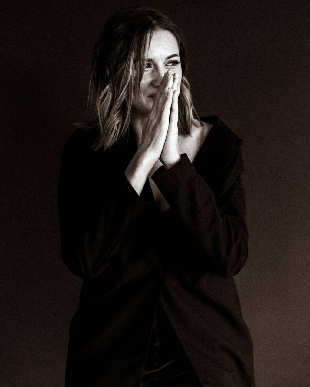 Albina Maklakova on the studio black and white. New York photographer RINAT SHAHMETOV in New York city