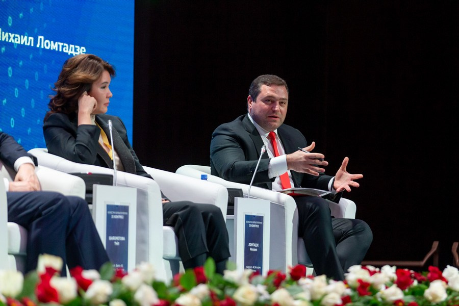 Конференции, семинары, корпоративные мероприятия. Фотостудия Алматы. Фотосъемка Алматы. Фотосессия Алматы. Фотокурсы. Обучение фотографии. Аренда студии